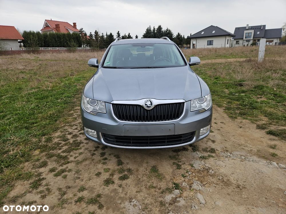 Skoda Superb 2.0 TDI DSG Elegance - 8