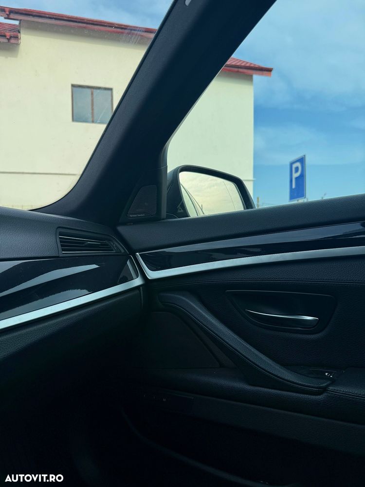 BMW Seria 5 535d xDrive - 15