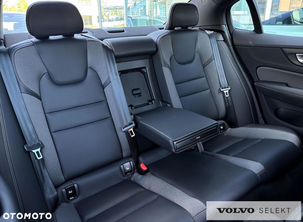 Volvo S60 - 29