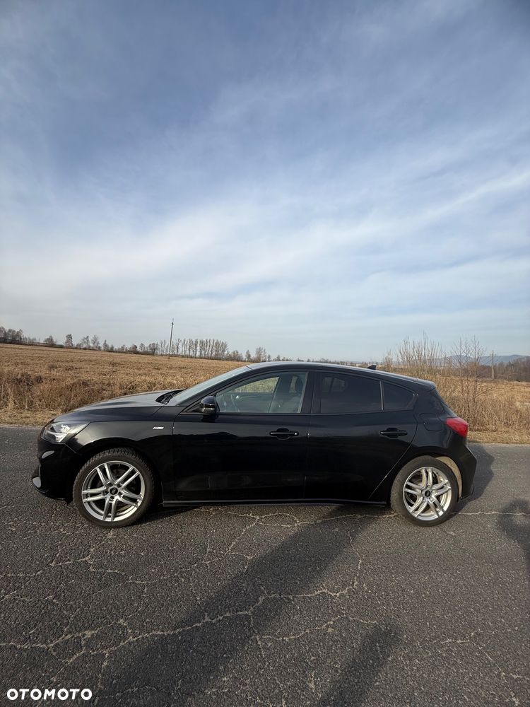 Ford Focus 1.5 EcoBoost ST-Line - 4
