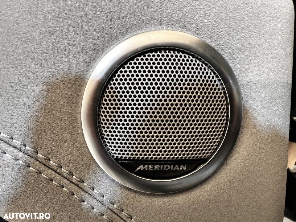 Land Rover Range Rover Evoque - 11