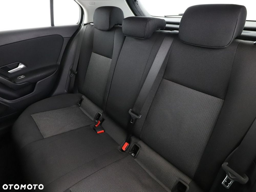 Mercedes-Benz Klasa A 250 E 8G-DCT - 18