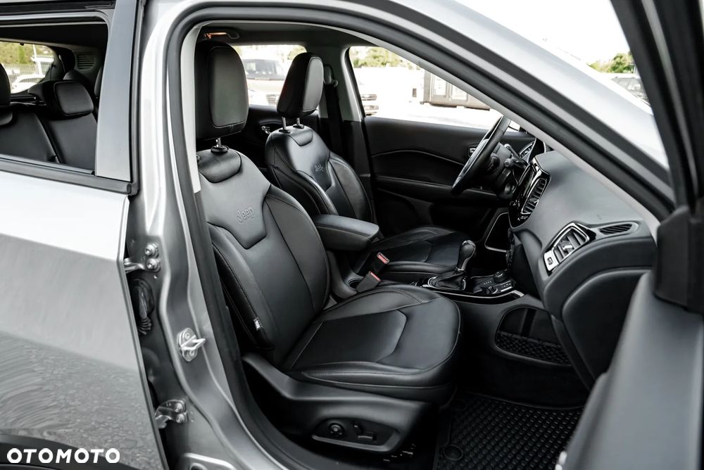 Jeep Compass 1.4 MultiAir Active Drive Automatik Limited - 24