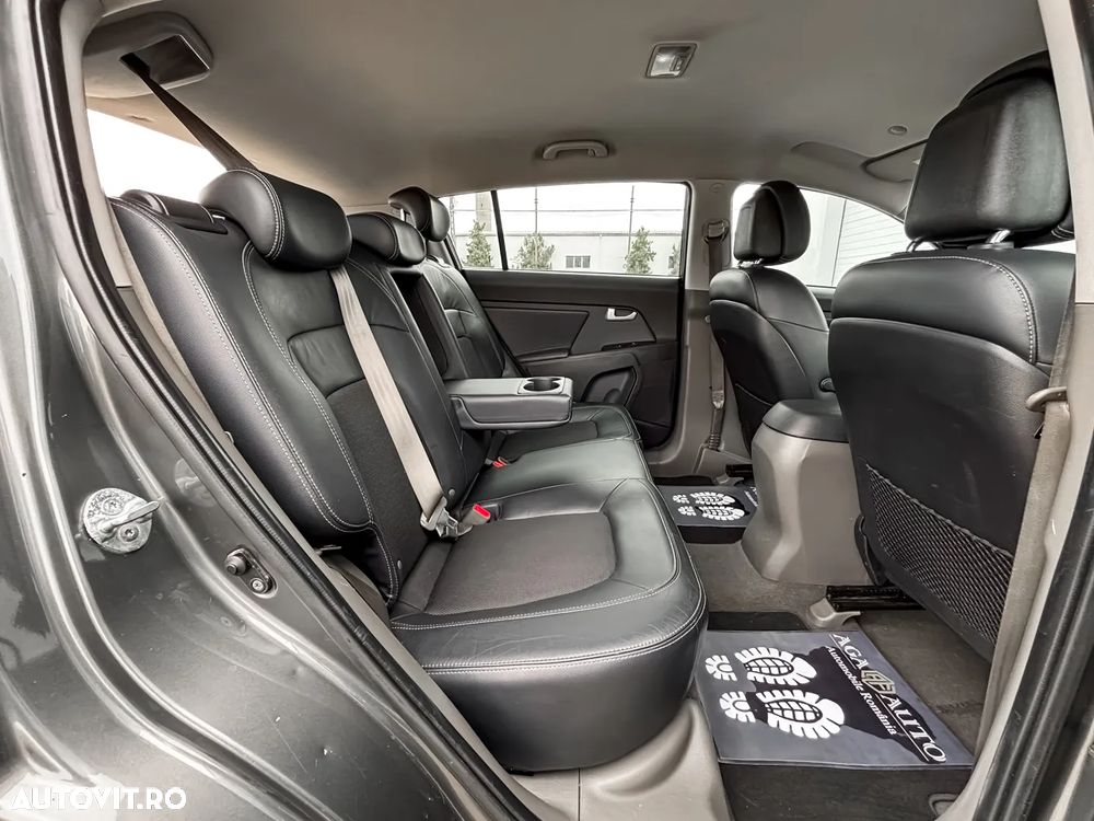 Kia Sportage - 10