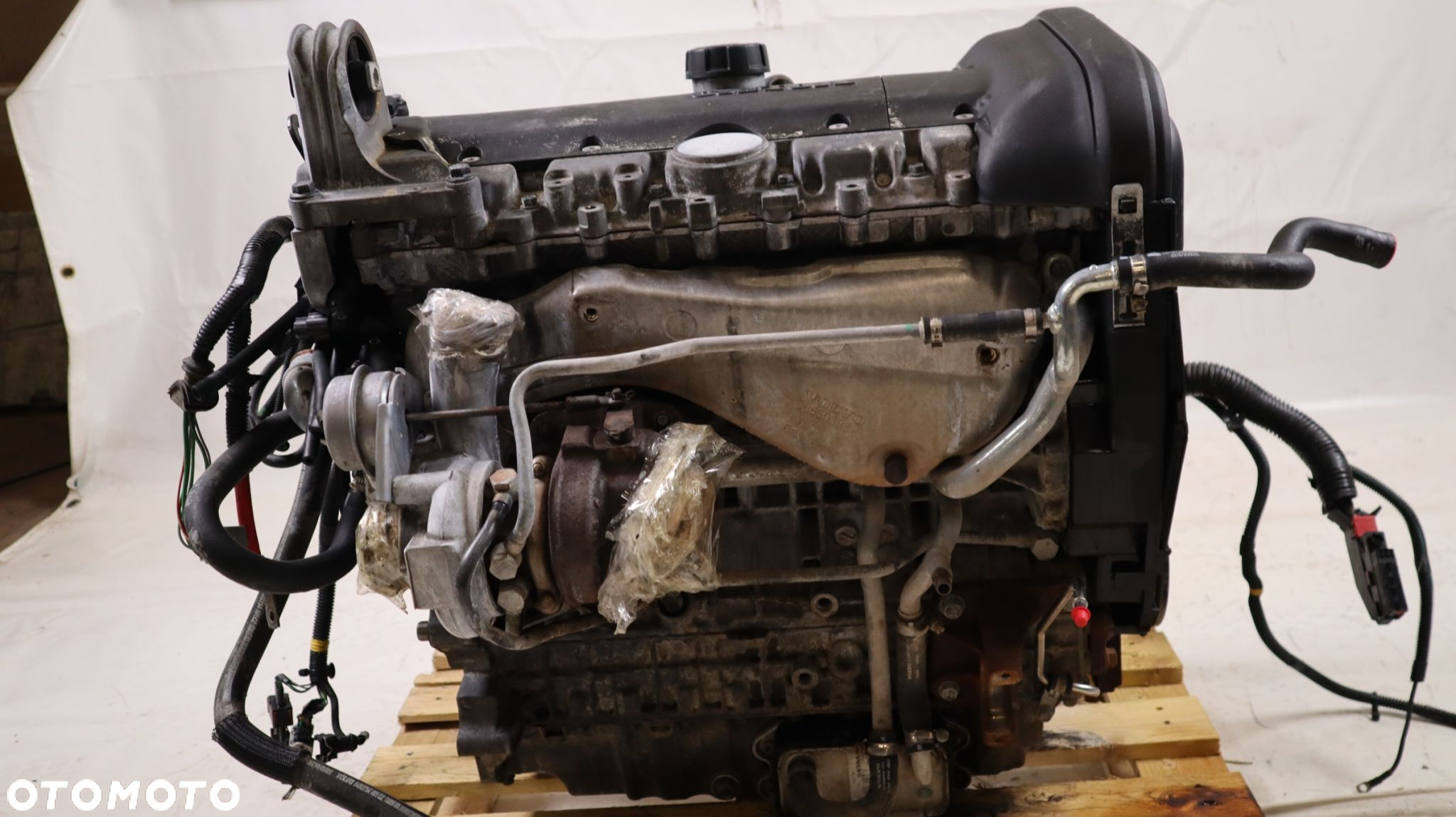 VOLVO XC70 2.5T SILNIK B5254T2 - 2