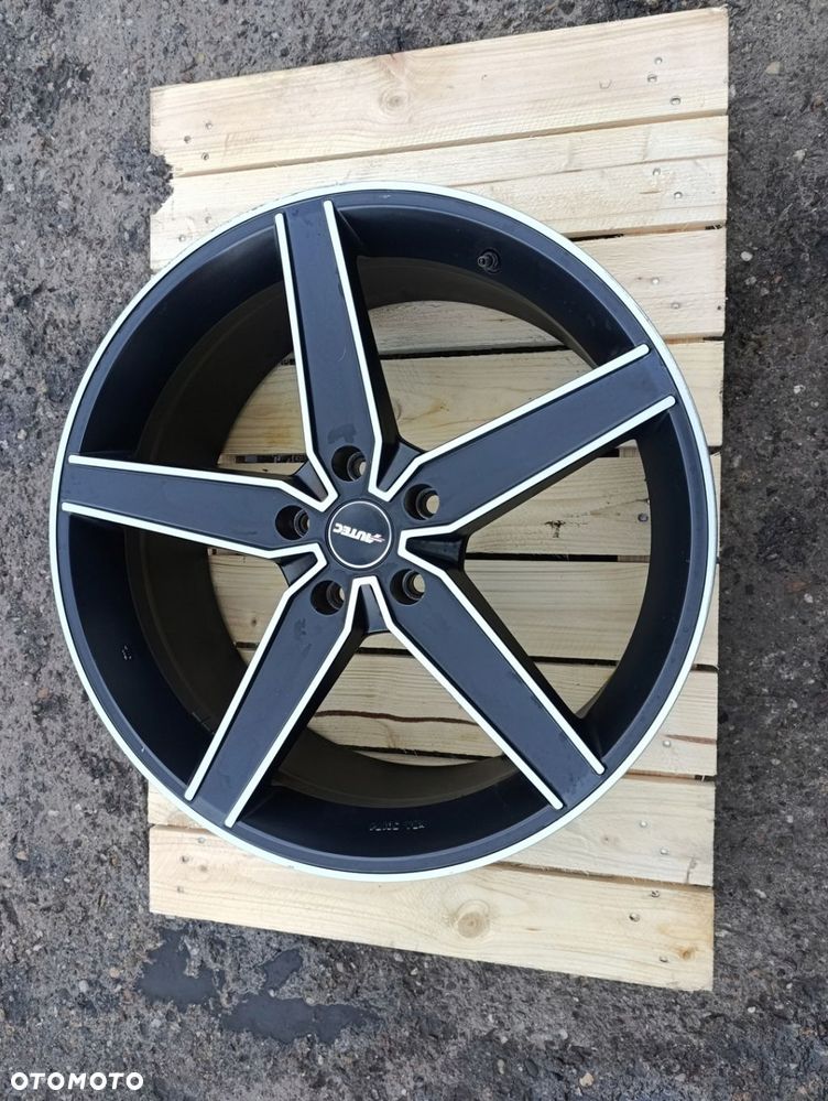 BMW FELGA ALUTEC R20 ET 35 5X120 - 2