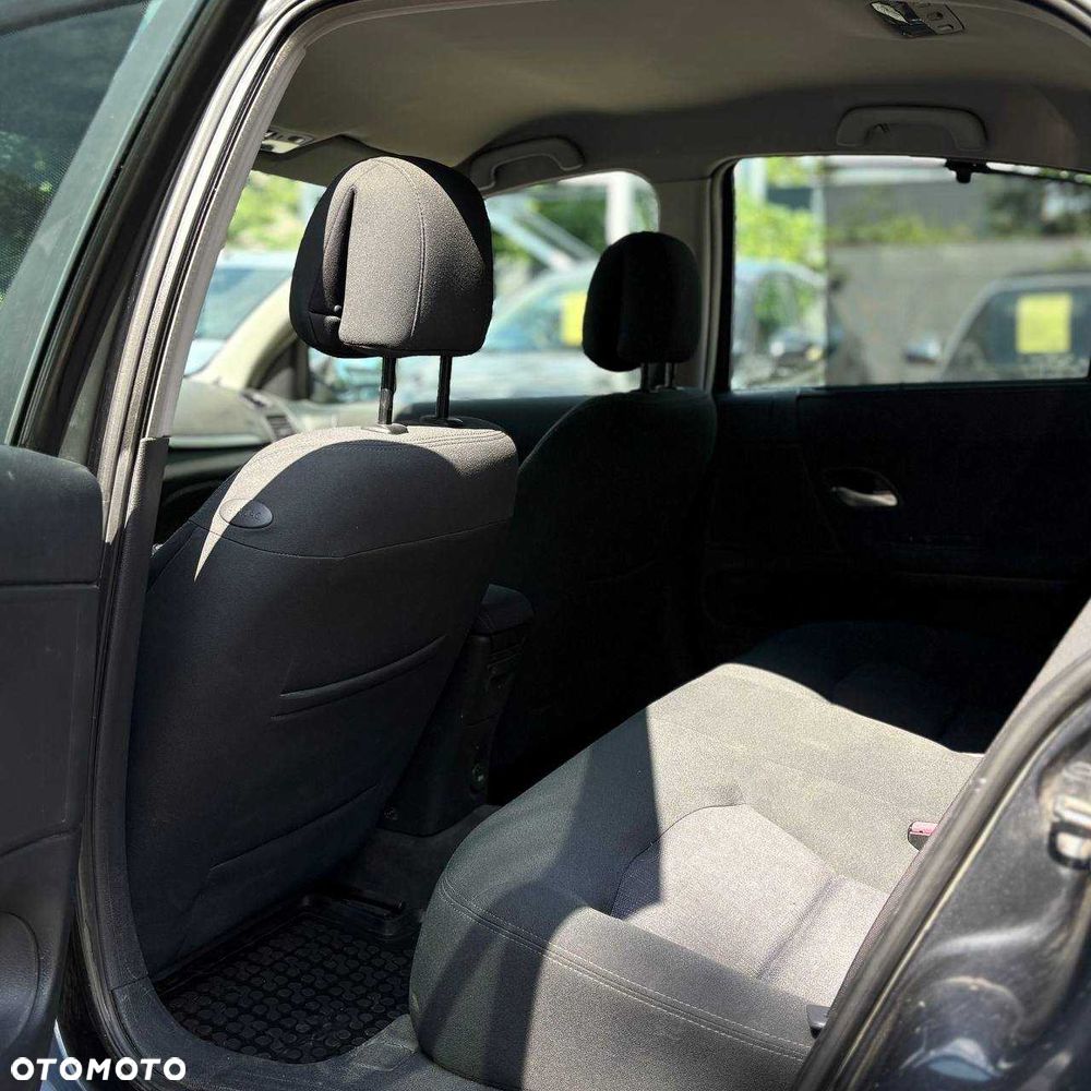 Renault Laguna - 8