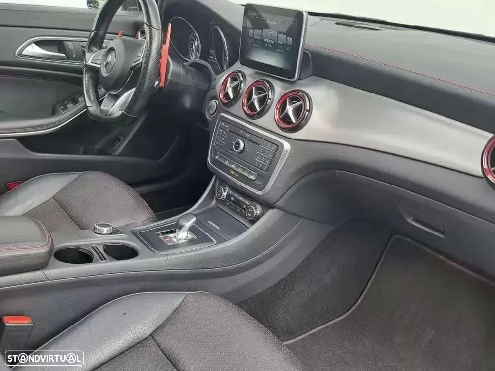 Mercedes-Benz CLA 45 AMG Shooting Brake 4-Matic - 26