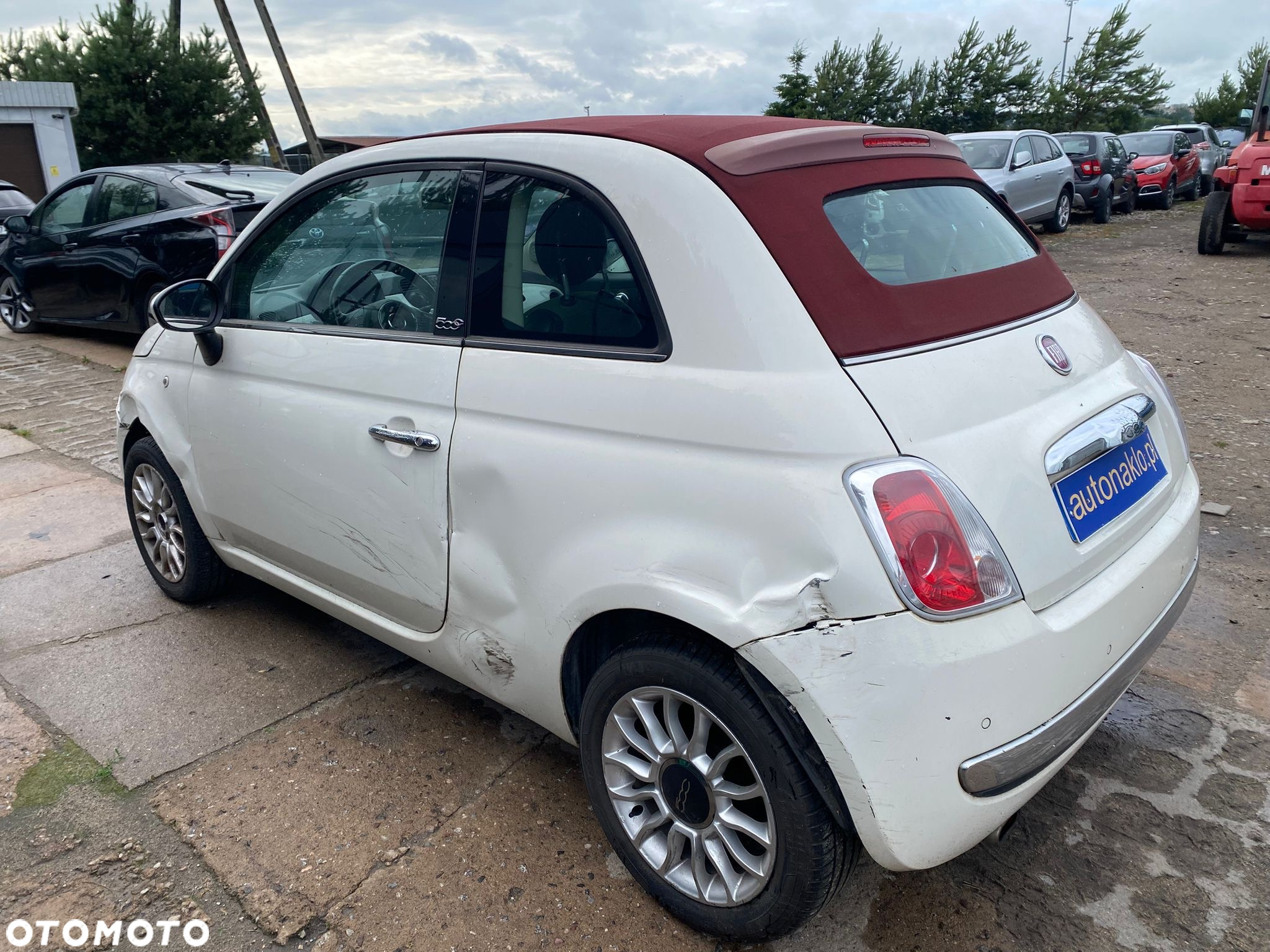 Fiat 500 C 1.2 8V Dualogic Lounge - 4