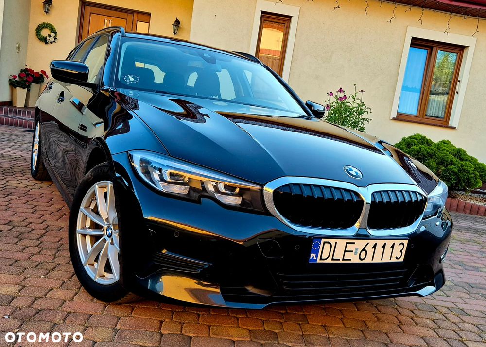 BMW Seria 3 320d Touring Advantage - 1