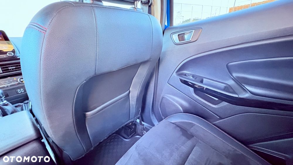 Ford EcoSport 1.0 EcoBoost ST-LINE - 29