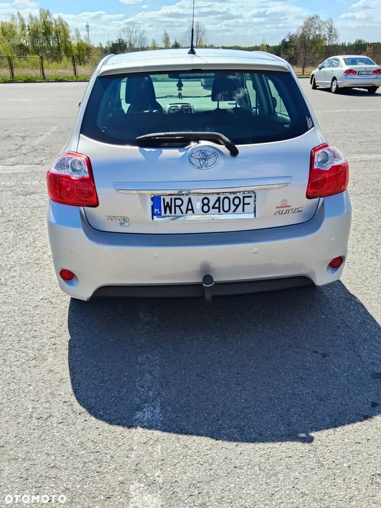 Toyota Auris 1.4 D-4D 2010 - 3