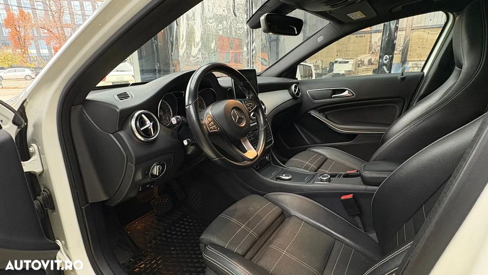 Mercedes-Benz GLA 200 d 4MATIC Aut. - 22