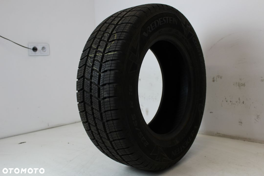 1x Opona 235/65R16C  Vredestein Comtract 2 All Season - 4