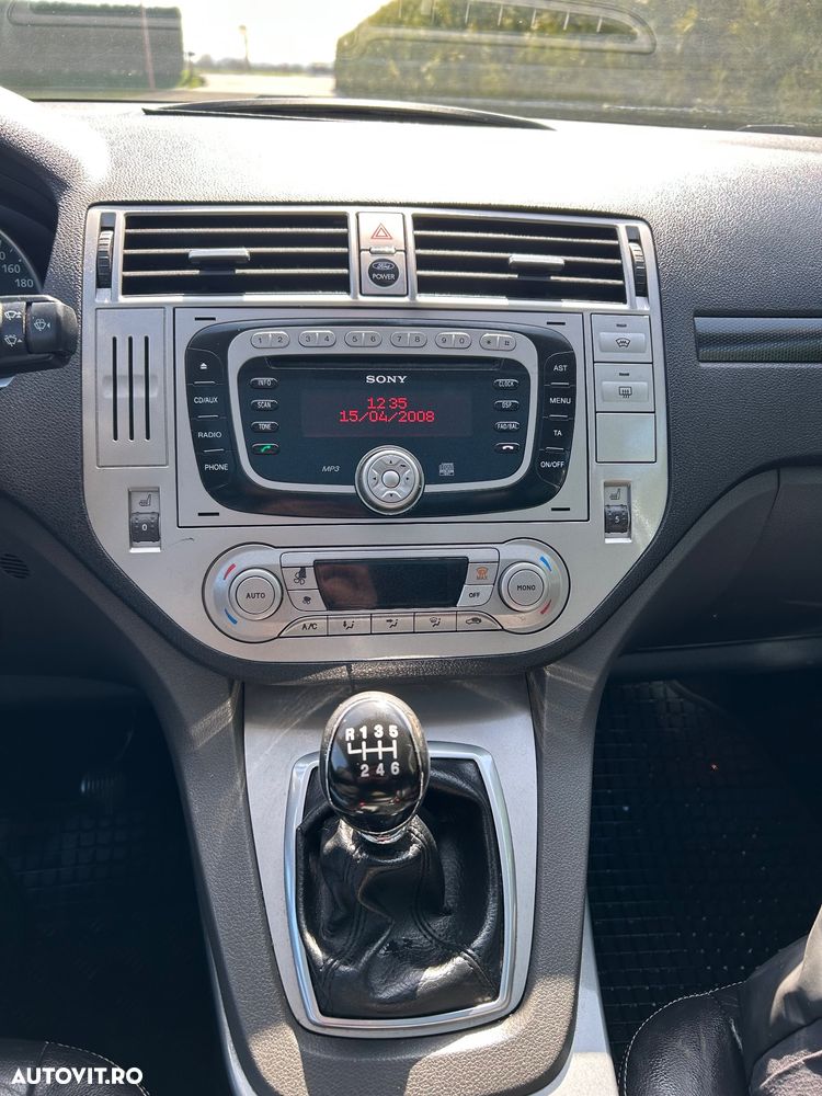 Ford Kuga 2.0L TDCi DPF Titanium - 10