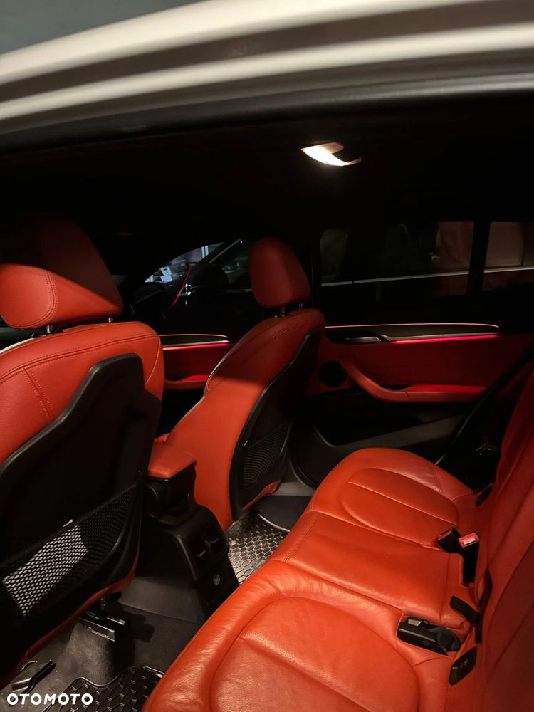 BMW X2 xDrive20i - 9