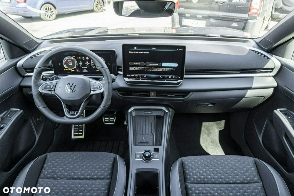 Volkswagen T-Roc - 21