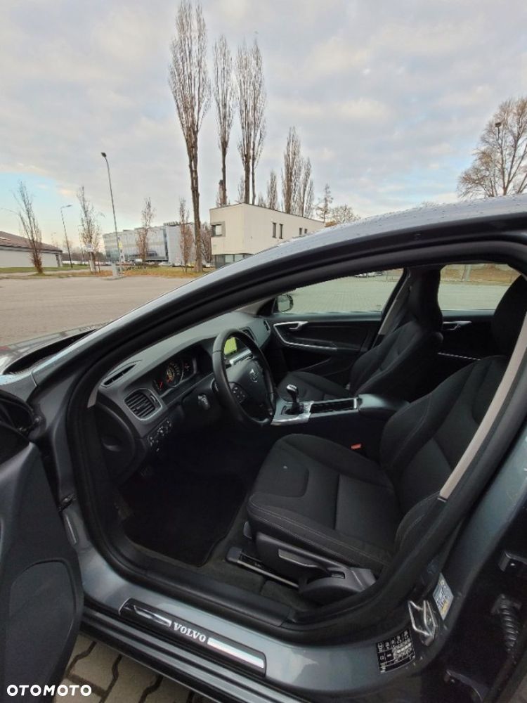 Volvo V60 - 12