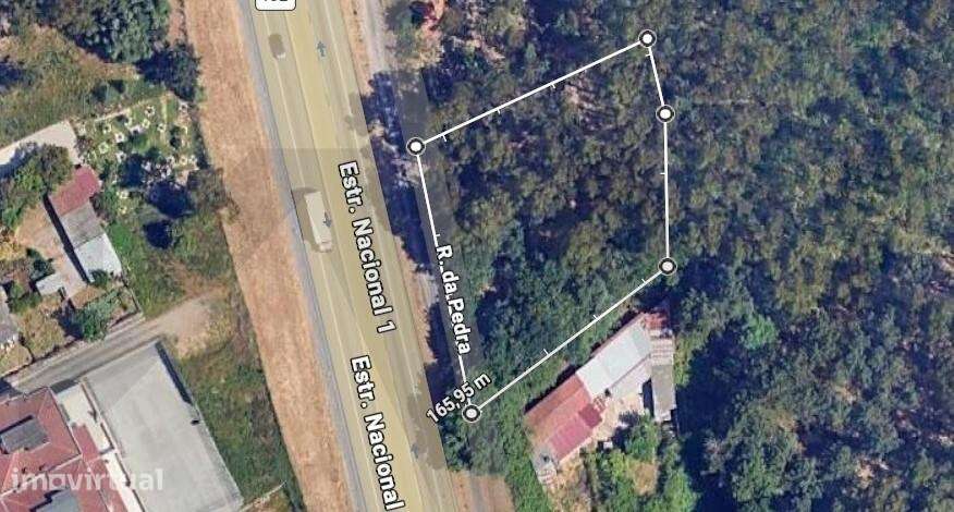 Terreno com elevado potencial construtivo em São João da Madeira - Grande imagem: 2/5