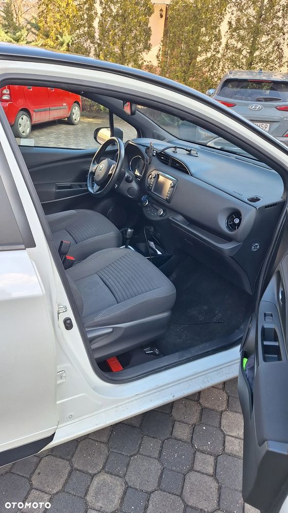 Toyota Yaris - 6