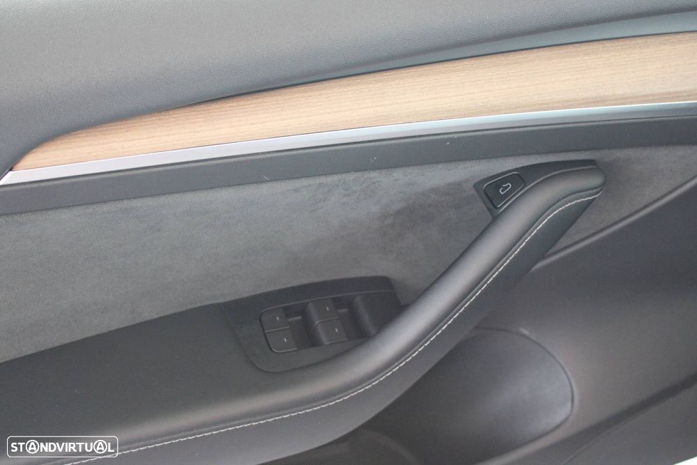 Tesla Model 3 Standard RWD - 7