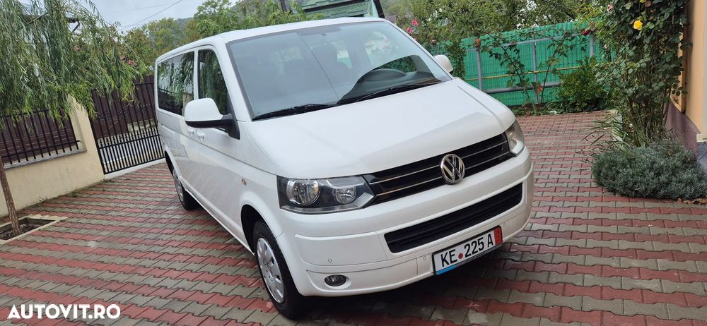 Volkswagen Caravelle - 2