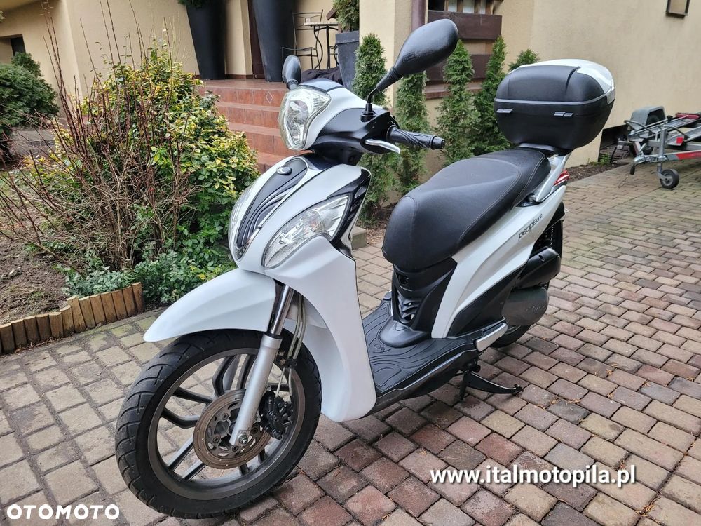 Kymco People - 8
