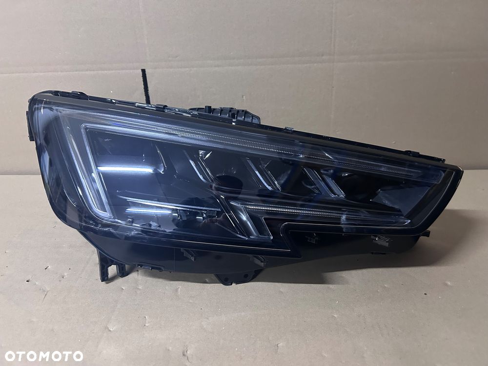 LAMPA PRAWA AUDI RS4 B9 8W0 FULL LED MATRIX SHADOW PRZÓD PRZEDNIA