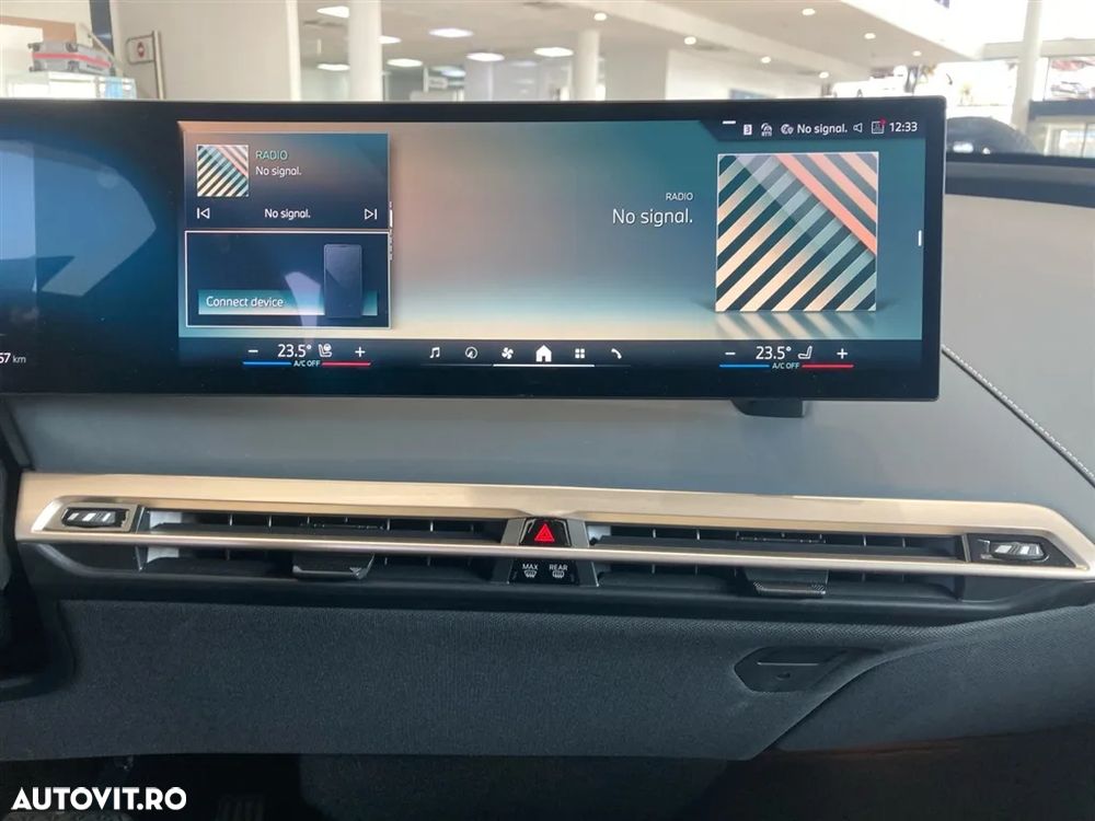 BMW iX xDrive50 - 15