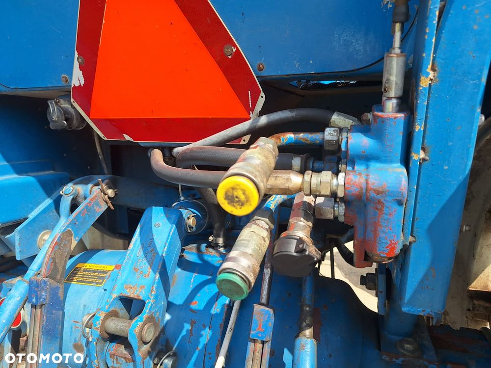 Ford 4600 - 15