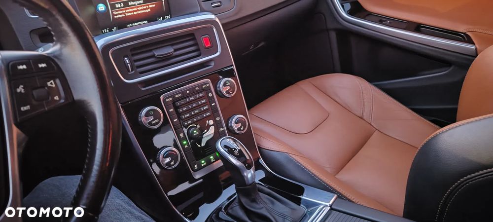 Volvo S60 T5 Drive-E Summum - 16