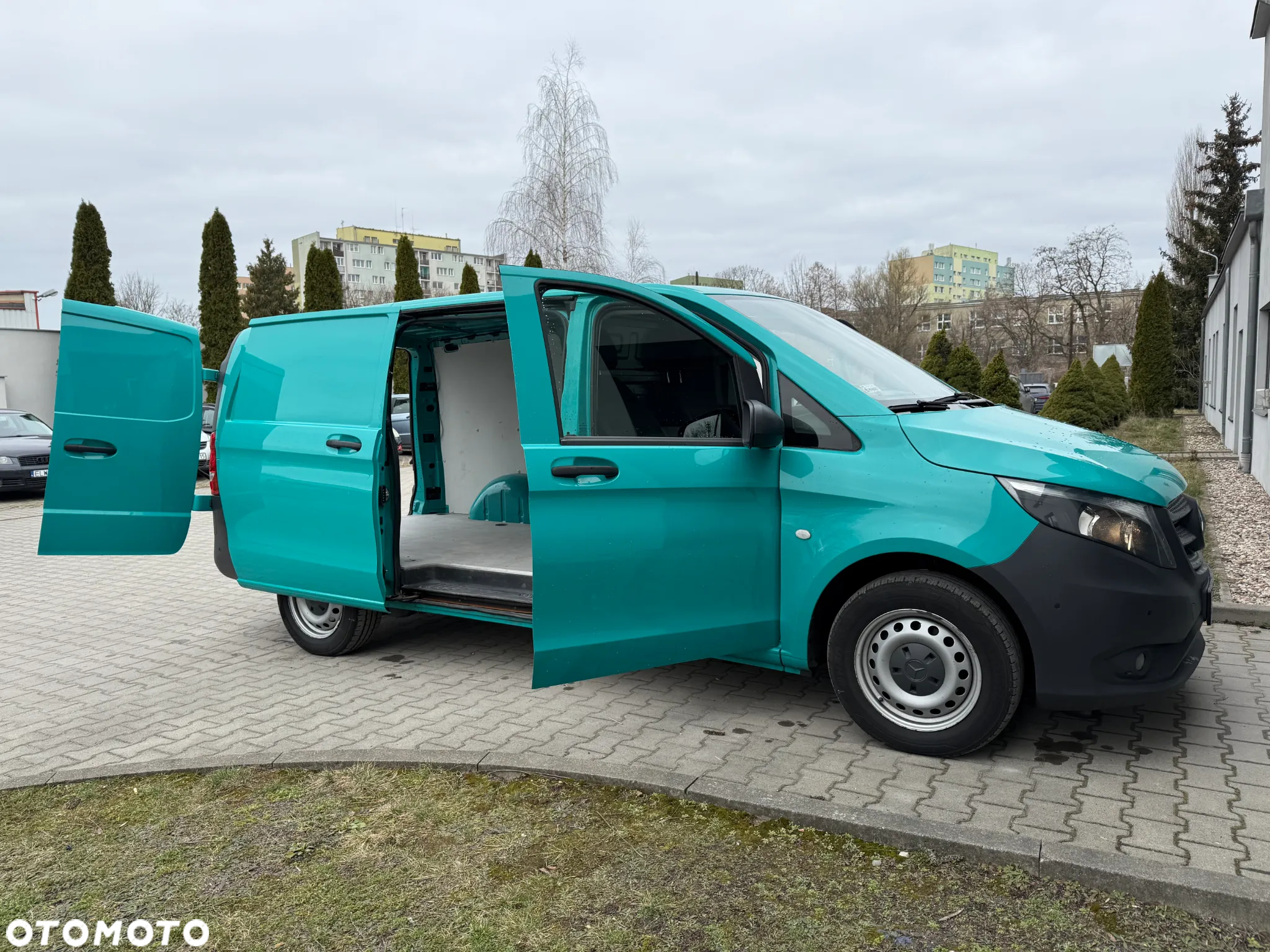 Mercedes-Benz Vito - 10