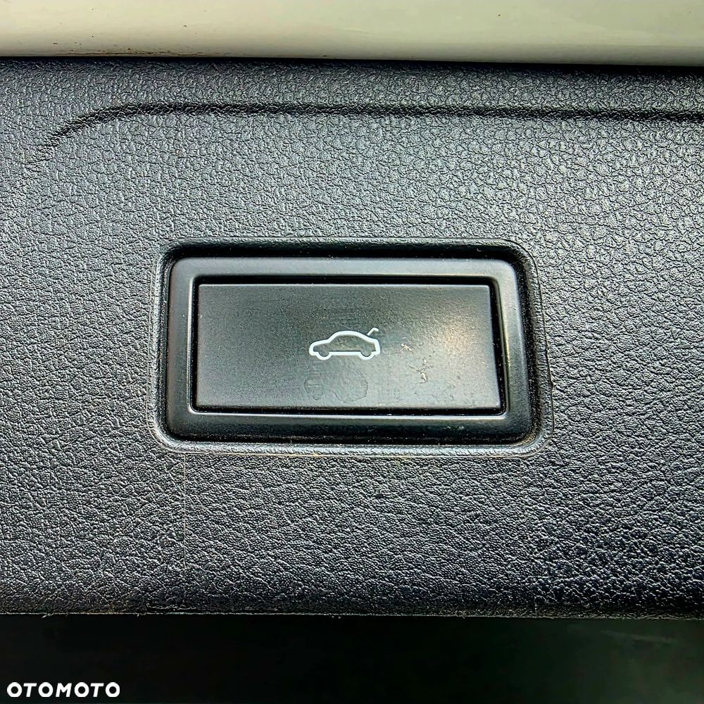 Volkswagen Passat - 18