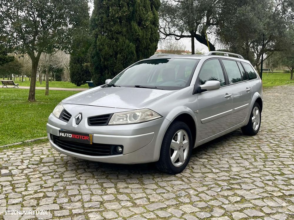 Usado Renault Mégane Break 2007 - 2 990 EUR, 311 000 km - Standvirtual.com