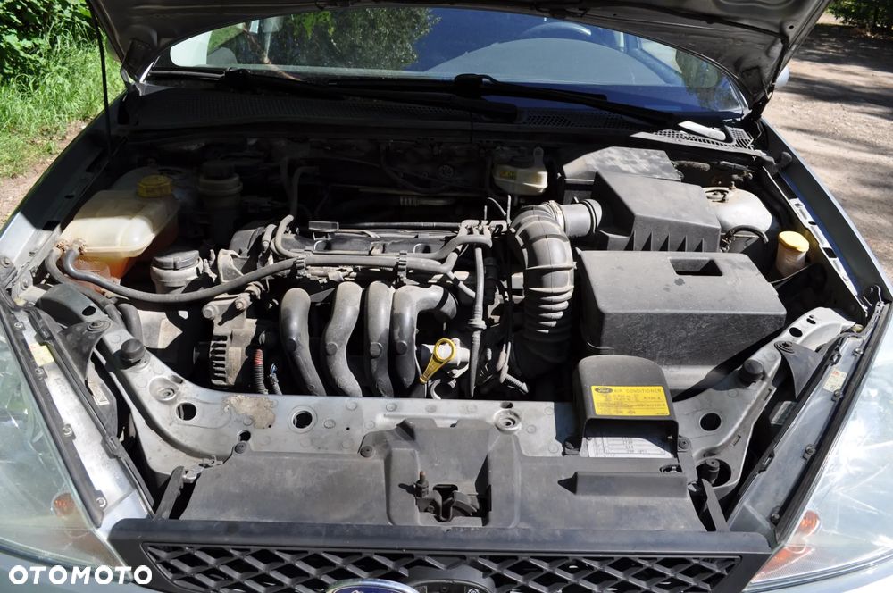 Ford Focus 1.6 FX - 8