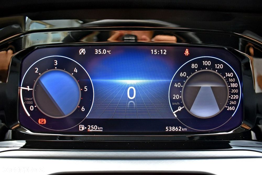 Volkswagen Golf Variant 2.0 TDI Life - 16