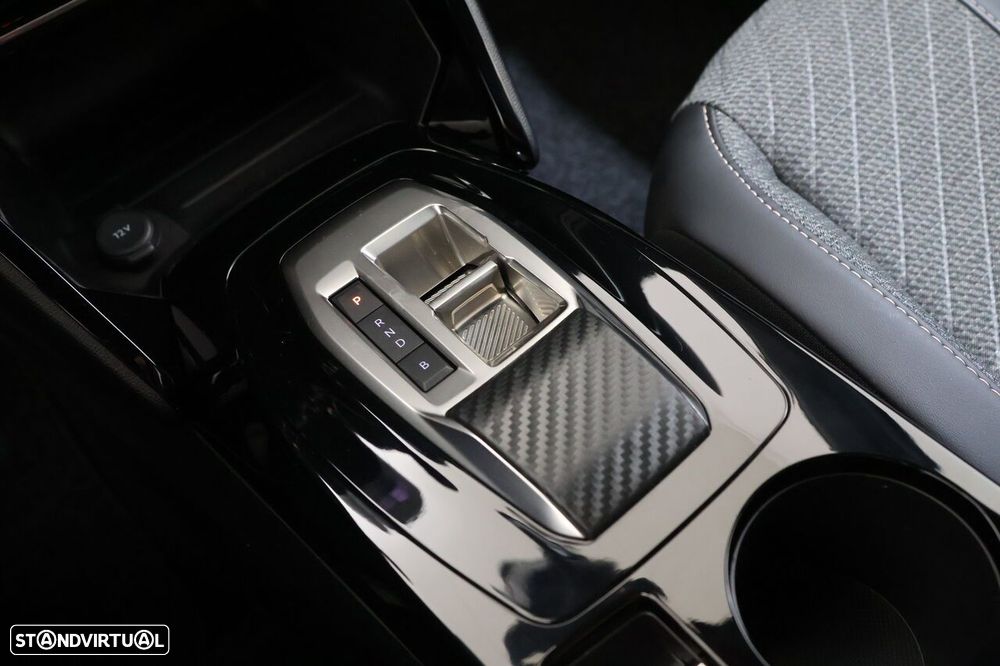 Peugeot e-2008 54 kWh Allure - 15
