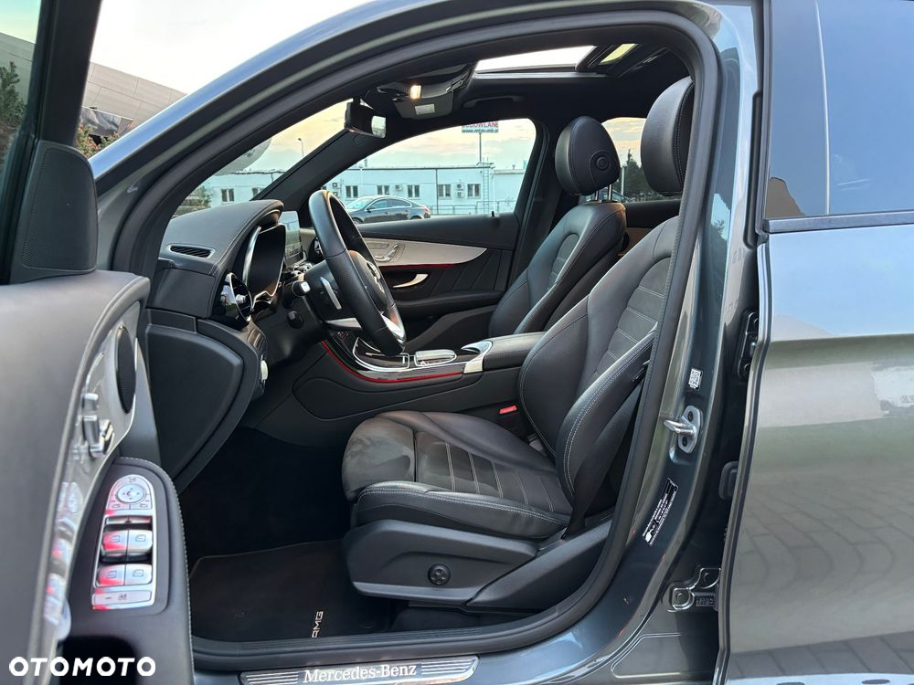 Mercedes-Benz GLC 300 e 4Matic 9G-TRONIC AMG Line - 16