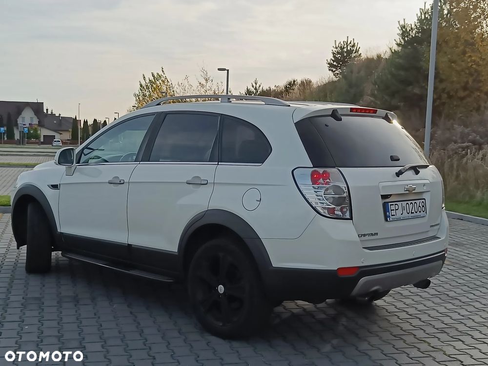 Chevrolet Captiva 2.2 d LTZ - 7