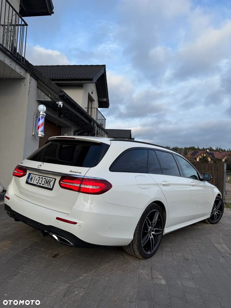 Mercedes-Benz Klasa E 220 d 4-Matic 9G-TRONIC - 6