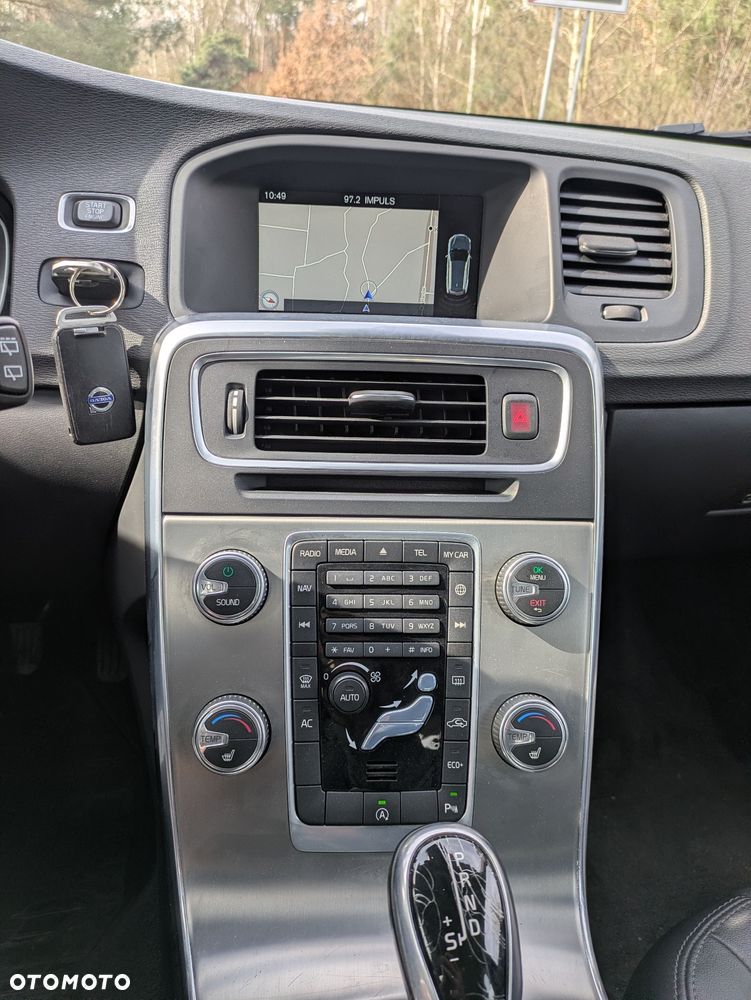 Volvo V60 D4 Drive-E Summum - 19