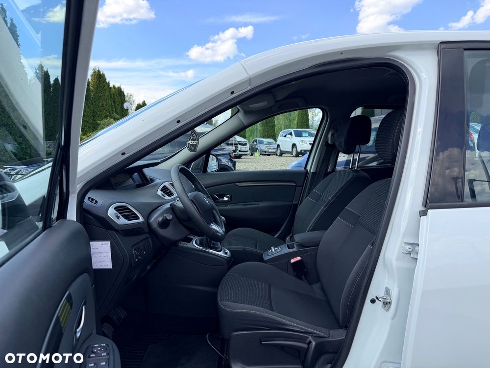 Renault Grand Scenic TCe 130 Dynamique - 9