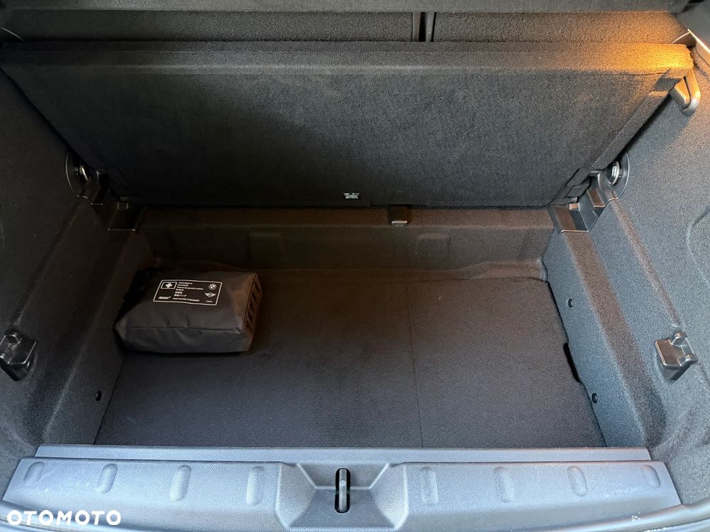 MINI Cooper Multitone Edition - 29