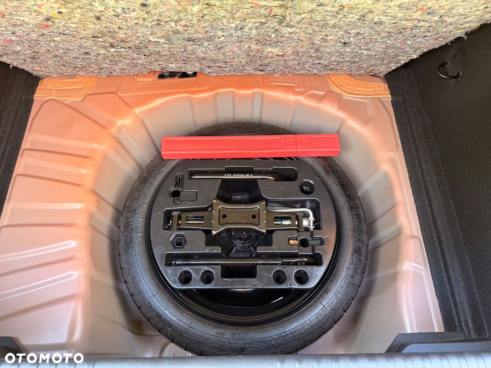 Renault Clio TCe 90 EVOLUTION - 25