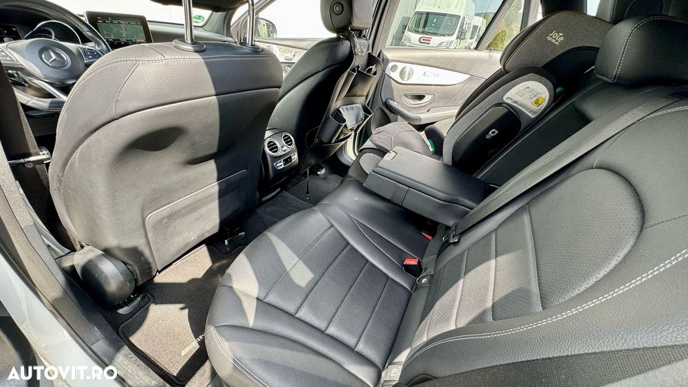 Mercedes-Benz GLC 220 d 4Matic 9G-TRONIC AMG Line - 14