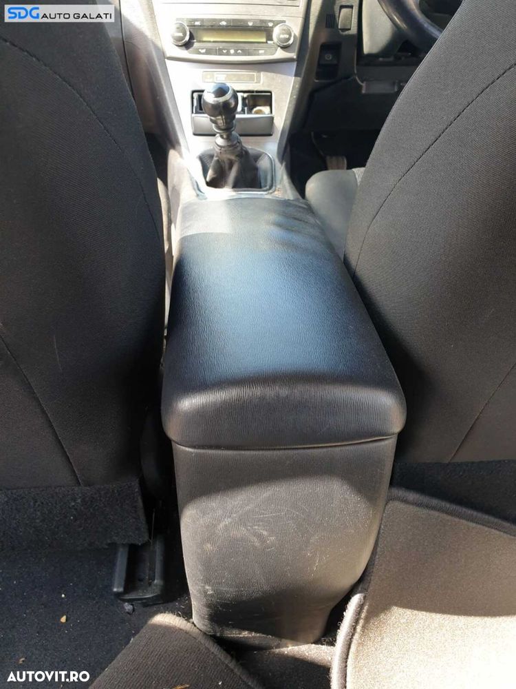 Cotiera Completa cu Consola Centrala Toyota Avensis 3 Facelift T27 2009 - 2018 - 1