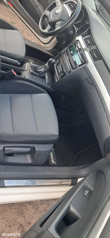 Skoda Superb 2.0 TDI Comfort - 31