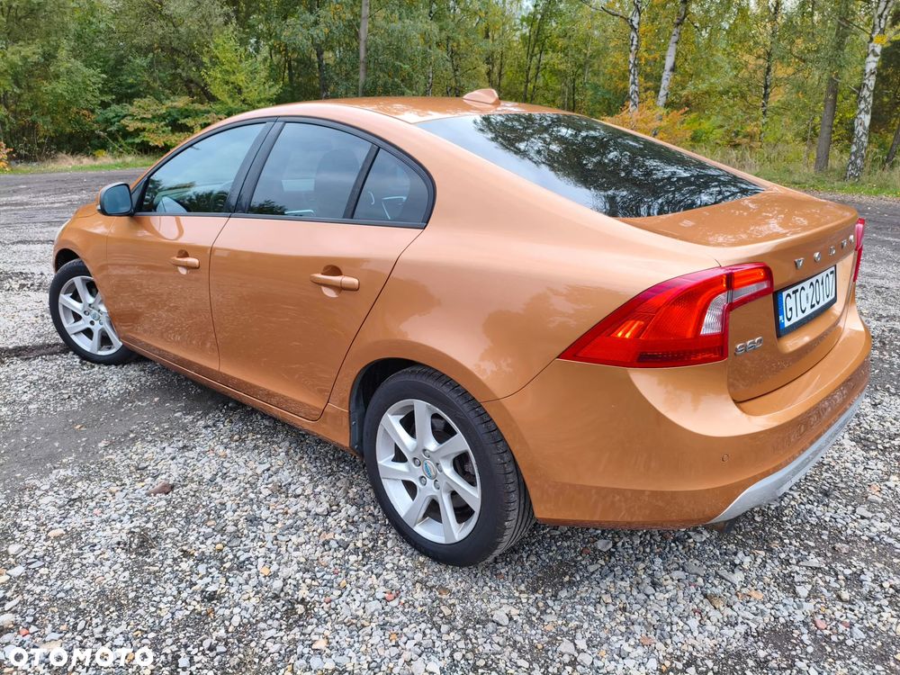 Volvo S60 D4 Kinetic - 1
