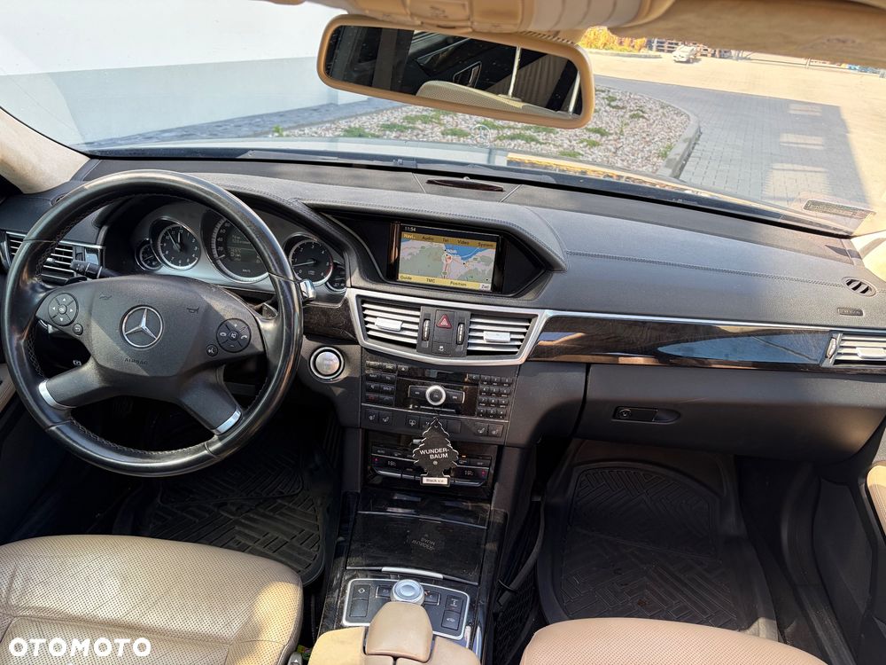 Mercedes-Benz Klasa E 350 CDI BlueEff Avantgarde - 12