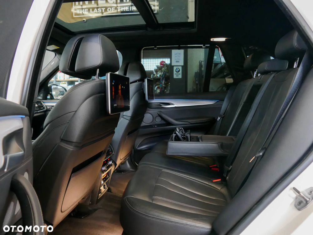 BMW X5 M M50d Sport-Aut - 18